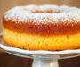 How to make a moist sour cream cake at home